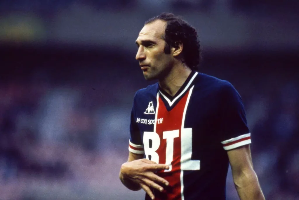maillot du psg avec coq sportif